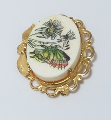 VTG Colored Scrimshaw Brooch: “JJJ 1/20 12KGF”, Butterfly, Flower, Gold Trim