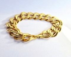 Vintage MONET Gold Tone Chain Link 7 1/2″ Bracelet Fold Over Clasp