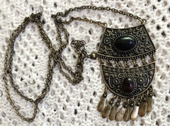 Vintage Boho Style long Necklace gold tone color adjustable length brown stones
