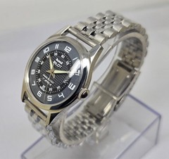 Vintage Hmt Pilot Black Dial 17 Jewels Mechanical hand winding Transparent Back