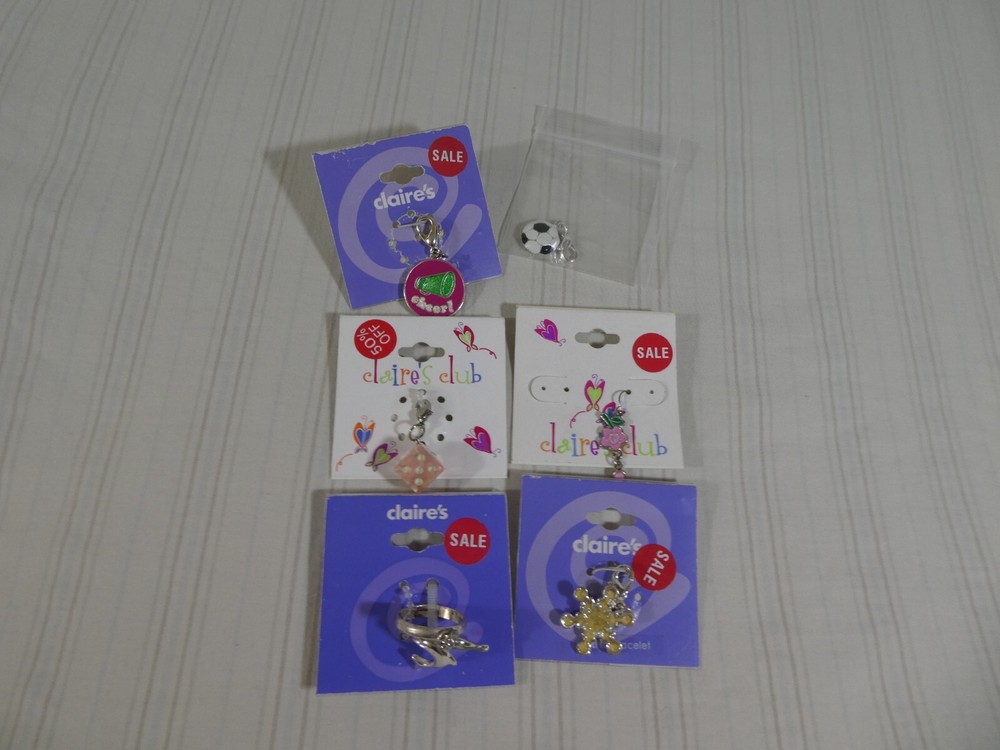 Vintage Lot Of 6 Vintage Y2K Jewelry﻿ Charms for Bracelet Dolphin Ring NOS F1