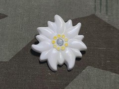 Vintage German Edelweiss Pin Flower Brooch 1940s 1950s WWII DDR Early Plastic