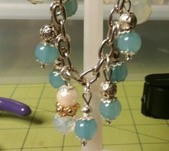 MaryBee Jewelry: 7 1/2″ Silver Tone Bracelet W/Blue Charms 08-06-2020