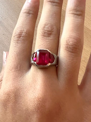 VINTAGE 10K WHITE GOLD LARGE RED SYNTHETIC RUBY MEN’S WOMEN’S UNISEX RING