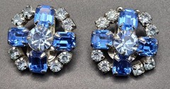 Vtg Unmarked Blue Rhinestone Clip On Earrings Emerald Cut Round Domed SilverTone