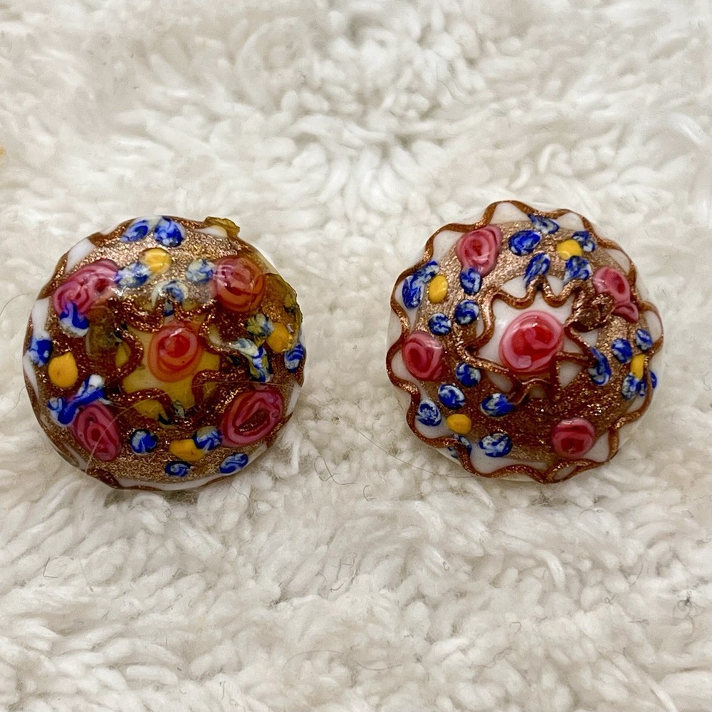 Vintage Lampwork Glass Earrings Multicolor Flower Clip Ons .75″ READ