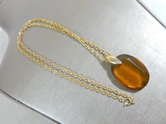 VTG 80’s LARGE SIMULATED TOPAZ AND PERIDOT PAVE GOLD TONE 24″ PENDANT NECKLACE