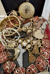 Vintage Estate Costume Jewelry Lot ! MONET, AVON and more!