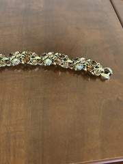 Vintage LISNER Gold-Tone Leaf Bracelet w/ Amber & Aurora Borealis Rhinestones