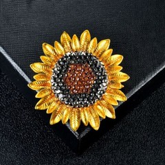 Unisex Vintage Flower Brooch Enamel Pin Antique Jewelry Gift Accessories