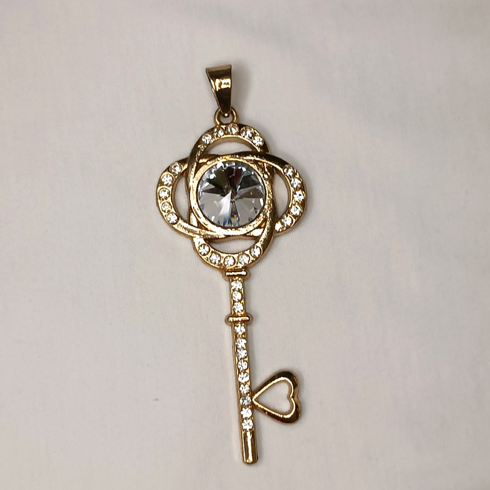 Crystal Key Pendant – Symbol of Good Luck and New Beginnings Beautiful Jewelry