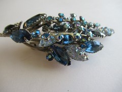Rare Vintage Judy Lee Floral Spray Rhinestone Lava Glass Brooch