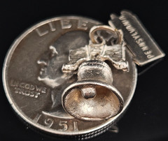 Nickel Silver PENNSYLVANIA CRACKED LIBERTY BELL Charm Pendant 3D Vintage