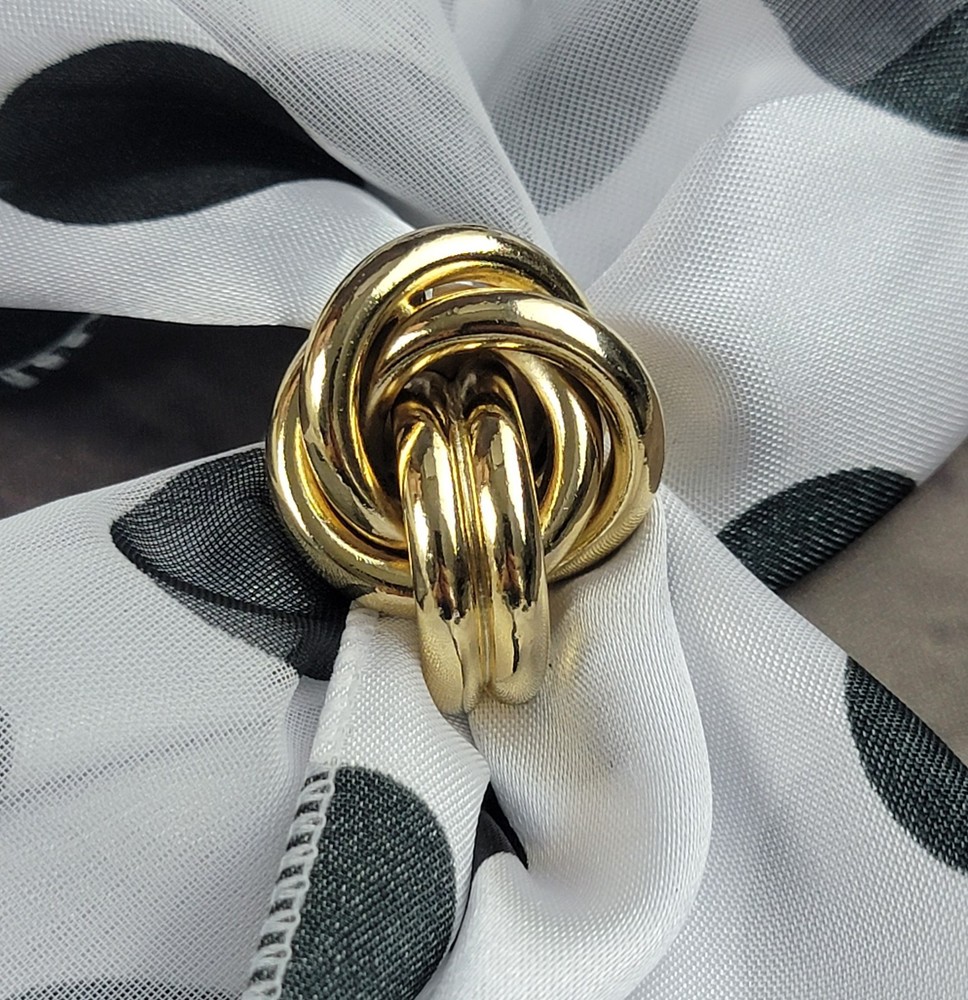 Classic Large Shiny Gold Tone Knot Signed RR Scarf Clip Ring 1 3/8″