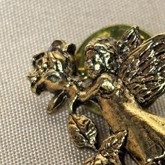 Vintage Girl Angel Fairy Hugging Rose Pin Gold Tone A16 Jewelry
