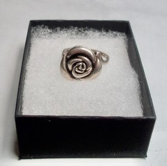 VINTAGE – ROSE FLOWER RING – SIZE – 5.25+ – STERLING