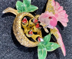 Vintage Fred Gray Corp Birds Nest Mother & Babies Enamel Metal Brooch USA 1940s