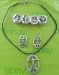 Vintage Xc Liz Claiborne Peace Sign Necklace Bracelet & Earring Set