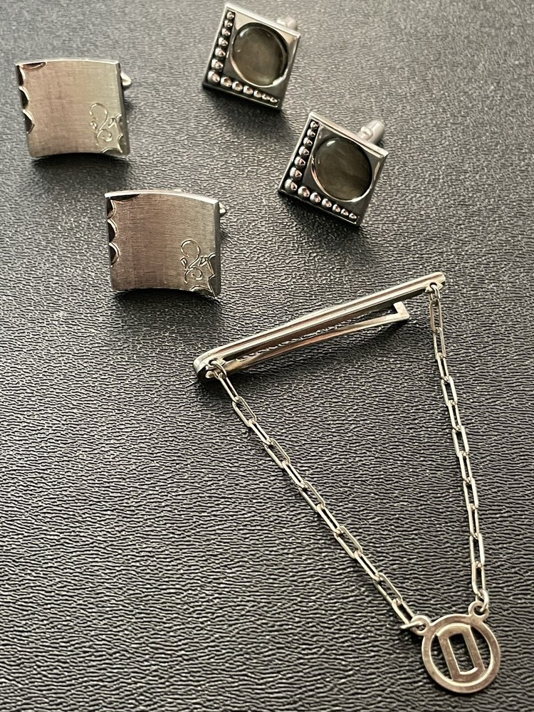 Vintage SWANK Signed 2 Pair Of Silver Tone Cuff Links & Tie Bar Clip Abalone