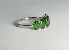 Estate Fine 5cts AFRICAN TSAVORITE / GREEN GARNET Sterling 5 Stone Band Ring