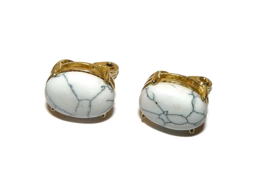 Monet Vintage Gold Tone Oval Howlite Clip On Earrings