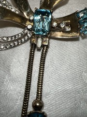 VTG Mazer Sterling Vermeil Aqua Rhinestone Ribbon Bow Dangle Brooch Pin