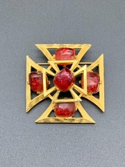 Vintage Maltese Cross Gold Tone Benedikt NY Brooch Pin (764)