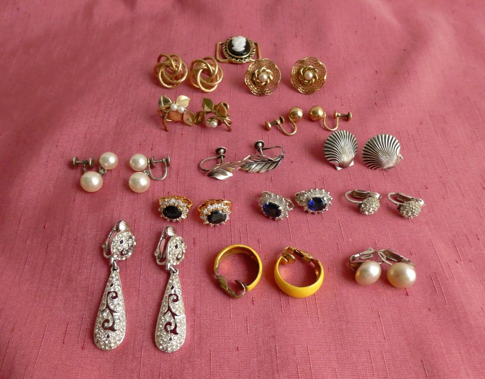 SCREW BACK/CLIP ON MID CENTURY EARRING PAIRS, NO FLAWS; PEARL,STEARLING + MORE