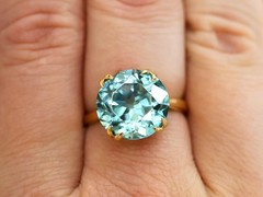 Antique 10.90Ct High Zircon and 18k Yellow Gold Solitaire Ring Circa 1910