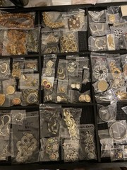 Sarah Coventry Vintage Estate Good Mixed Jewelry Bag Weighs 4 Lbs – 70 Pieces