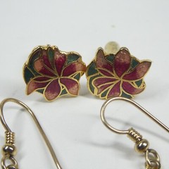 2 Pairs Enamel Earrings Vintage Floral 1980s 1990s Goldtone