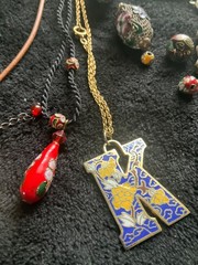 Vintage Cloisonne Enamel Jewelry pieces and Beads lot 121 grams