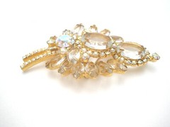 D & E Juliana Leaf Brooch & Earrings Set with Clear & Ab Rhinestone Vintage Pin