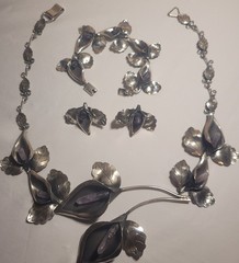 vintage PAR Taxco sterling silver (925) jewelry set with amethyst teardrops.