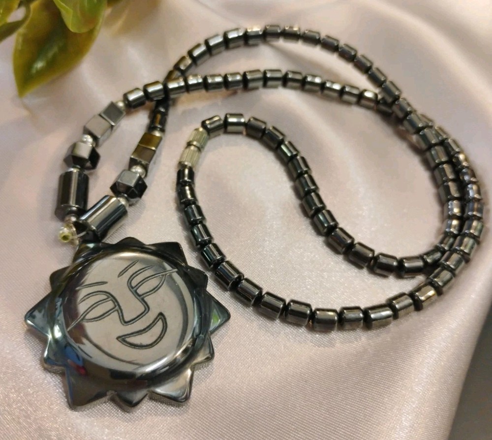 Vtg Carved HEMATITE Stone SUN Face Pendant 16″ Beaded Barrel Clasp Necklace!