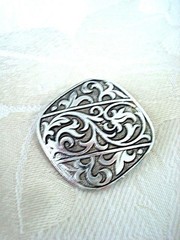 Vintage Silver Tone Scarf Ring Clip With Acanthus Leaf Design West Germany KJ