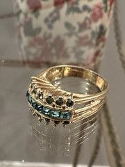 Vintage 18KT HGE Gold Plated Teal Green CZ Rhinestones Ring Size 5