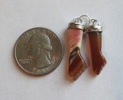 LOT 2 VINTAGE GENUINE CARVED AGATE CARNELIAN FIGA FIST HAND PENDANT CHARM SILVER
