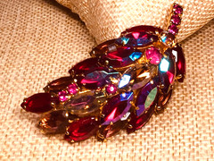 Vtg. Juliana Style Brooch Red AB Marquise Rhinestone Leaf Gold Tone 2.25″