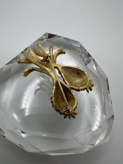 Vintage Gold Rhinestone Onion Brooch 5cm JB23