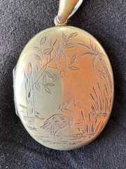 Antique Victorian Aesthetic Movement Locket Silver Tone Gilt Heron Crane