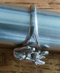 VINTAGE STERLING SILVER RING FEATURING 3D FROG DESIGN ARTICULATED LIMBS SZ 6-3/4