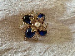 VTG Jomaz Gold Tone Oval Faux Lapis Stones And Pave Rhinestones Starburst Brooch