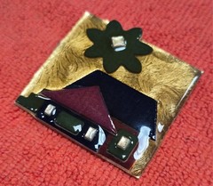 Vintage House Pins by Lucinda Green & Black Home Flower in The Sky Pin / Brooch