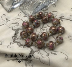 Vintage Venetian Art Glass White Wedding Cake Chunky Large 19mm Beads Necklace