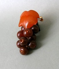 Vintage Natural Baltic Amber Grapes Brooch USSR Gold Plated Pin