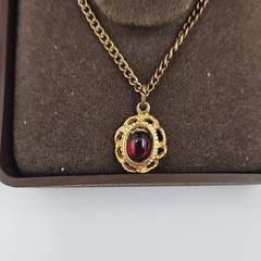Ronte Beverly Hills VTG Simulated Amethyst Florentine Pendant Necklace