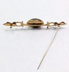 B.A. Ballou Horse Head Bar Pin Brooch Reverse Painted Essex Crystal Type 3-1/8″