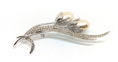 Jay Strongwater Floral Brooch Pearl And Rhinestone Crystal Stem Silver Tone Pin
