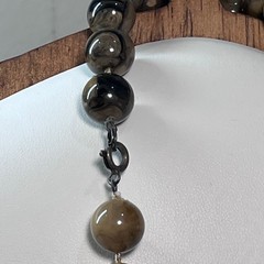 Vtg Marbled Brown Taupe Plastic Bead Necklace Knotted Strand 18 Inch Retro